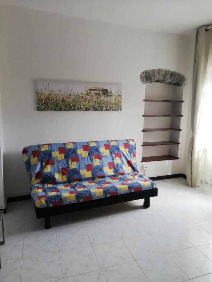 Monolocale Con Giardino E Parcheggio Privato Citra Zero Zero Ottanta Trentuno Lt 0281 Διαμέρισμα Imperia Εξωτερικό φωτογραφία